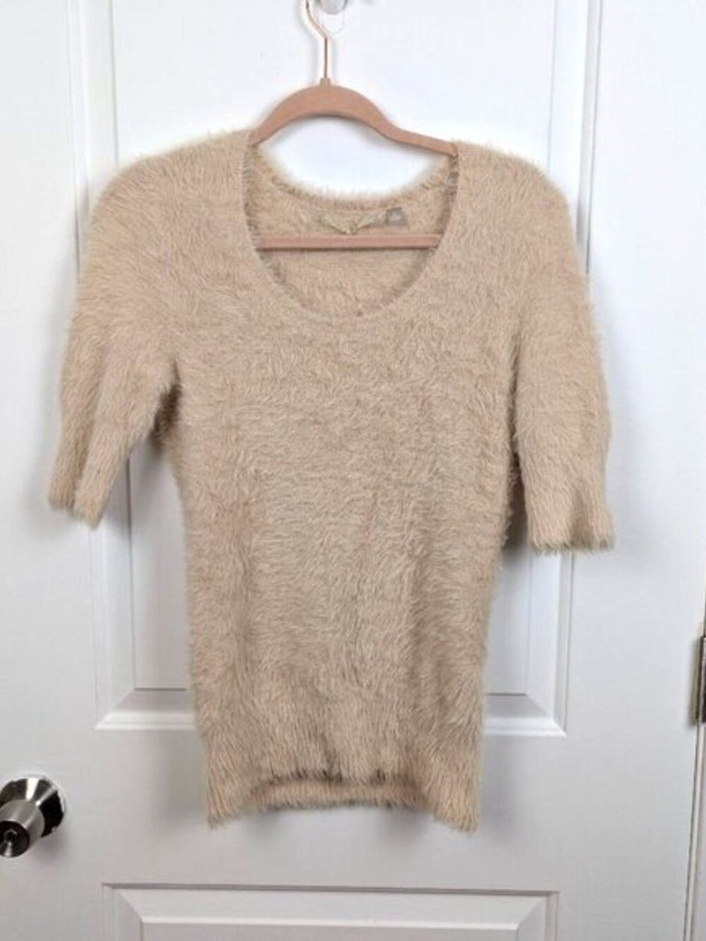 Knitted & Knotted | Cream Fuzzy Scoop Neck Short Sleeve Sweater Size Extra Small